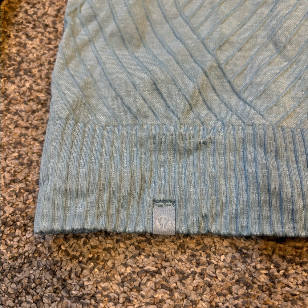 Lululemon Rest Less Pullover - Picture 4 of 4
